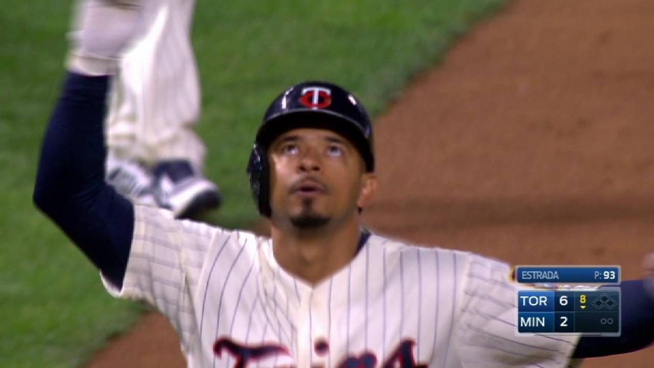 Twins' Wild Card quest slowed by Blue Jays