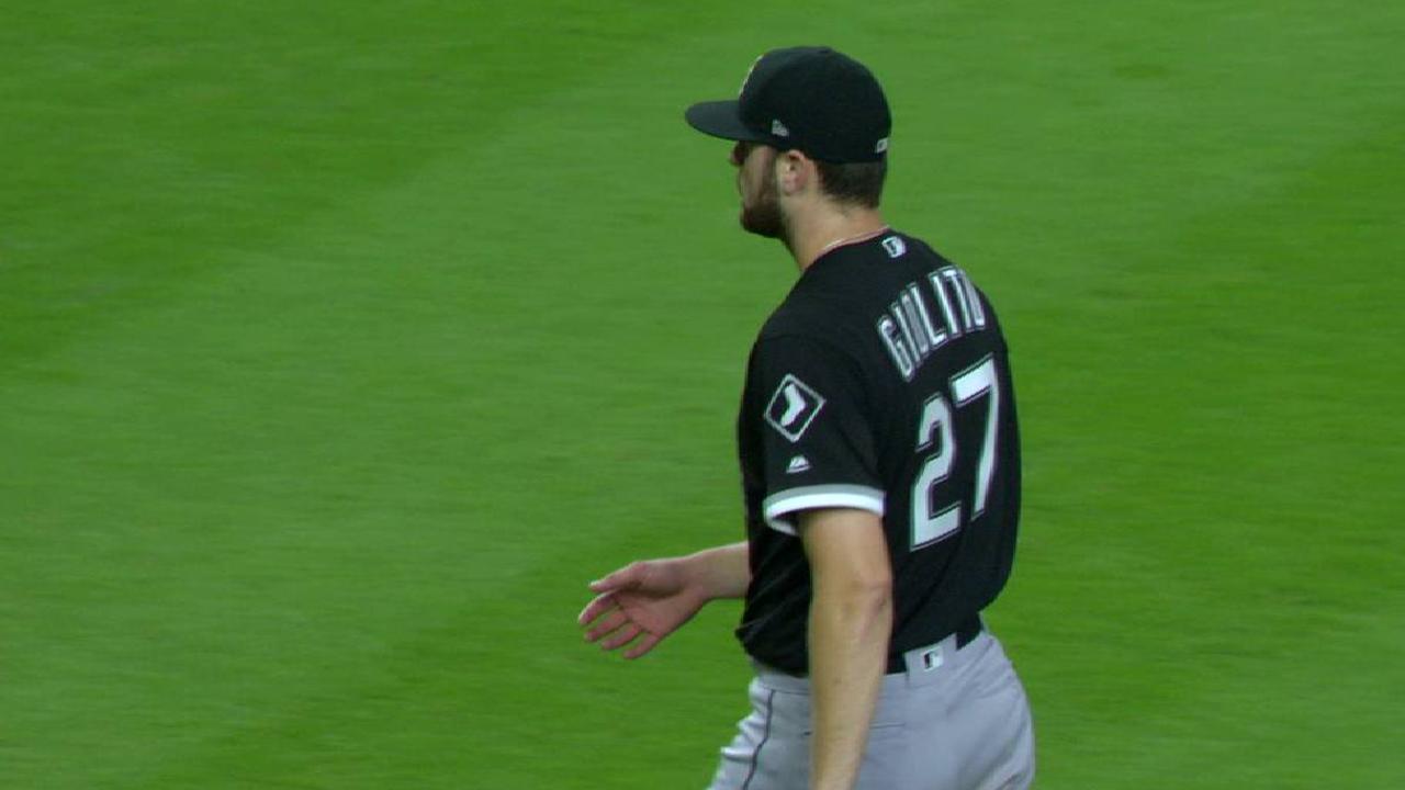 Giolito strikes out Gonzalez