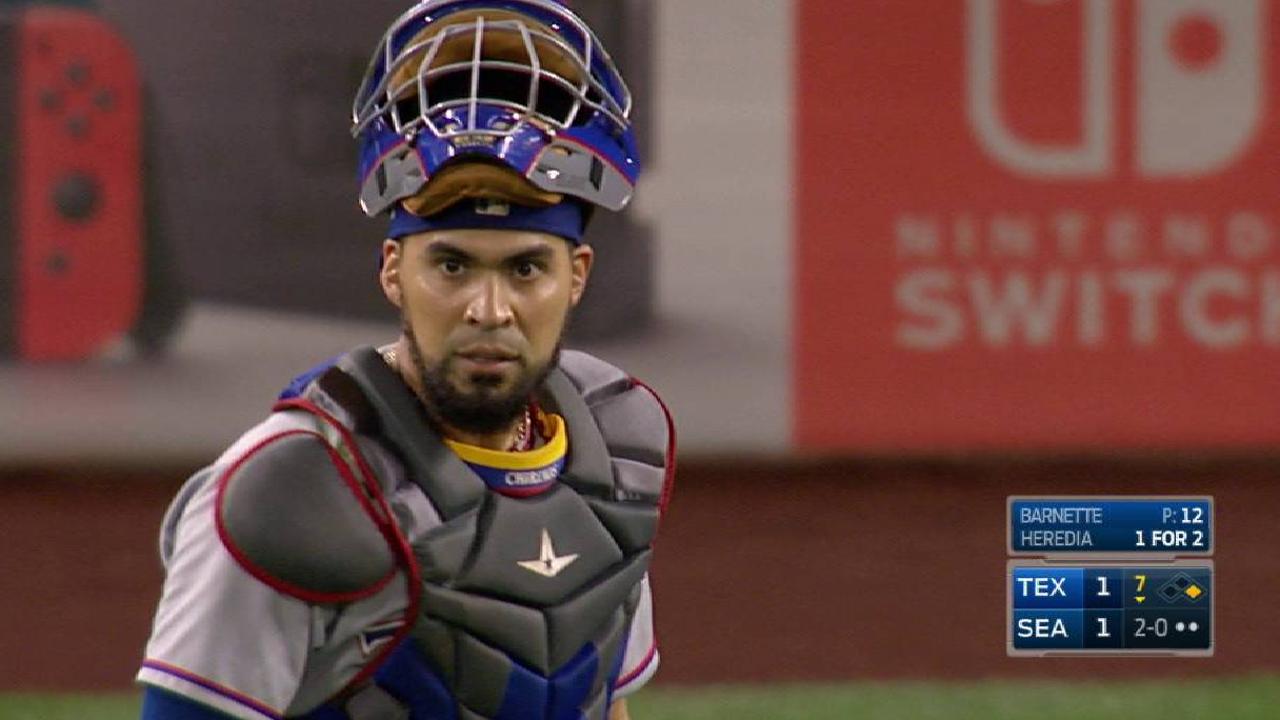 Chirinos' snap-throw nabs Alonso