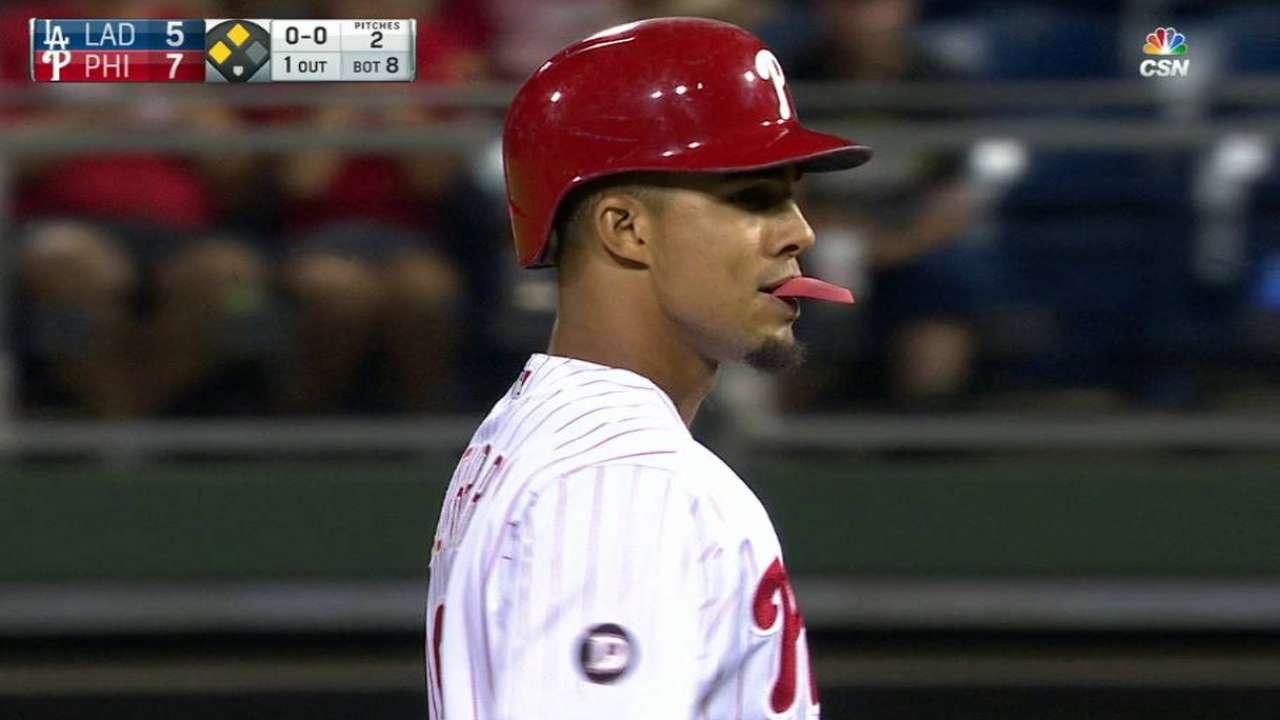 Altherr's clutch hits rally Phils past Dodgers