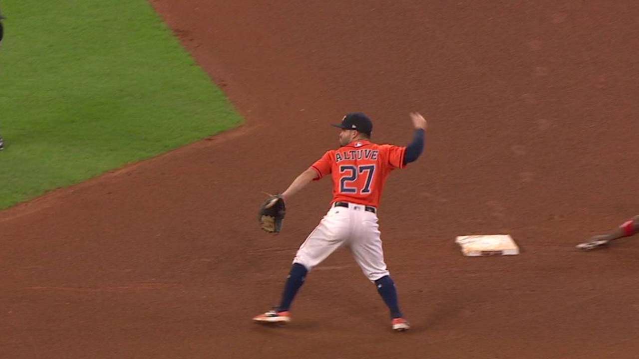 Verlander induces a 5-4-3 DP