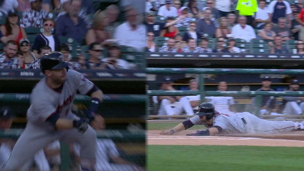 Must C: Dozier rounds the bases