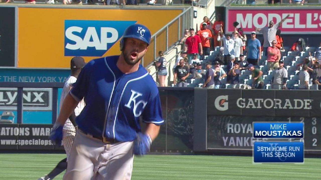 Junis struggles as Royals drop makeup in NY
