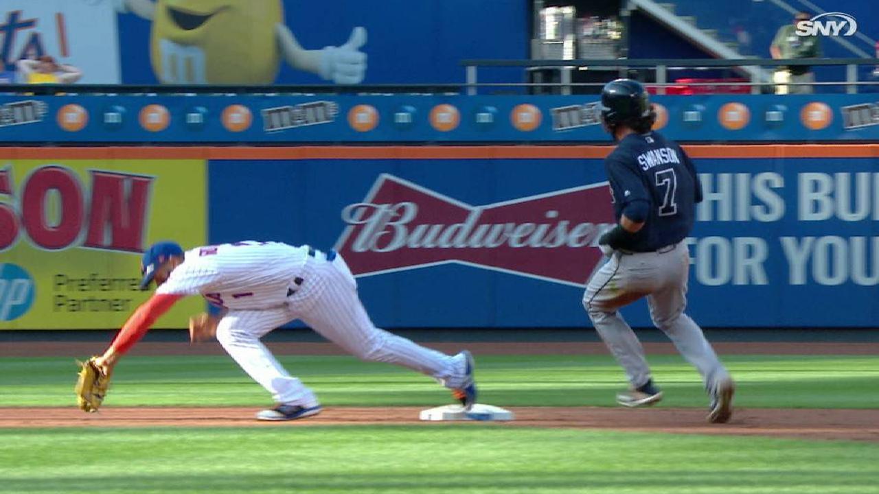 Flexen throws out Swanson