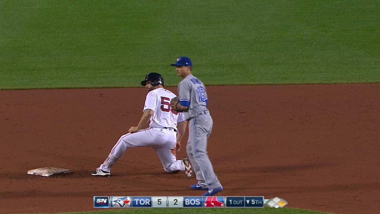 Hernandez nabs Travis at second