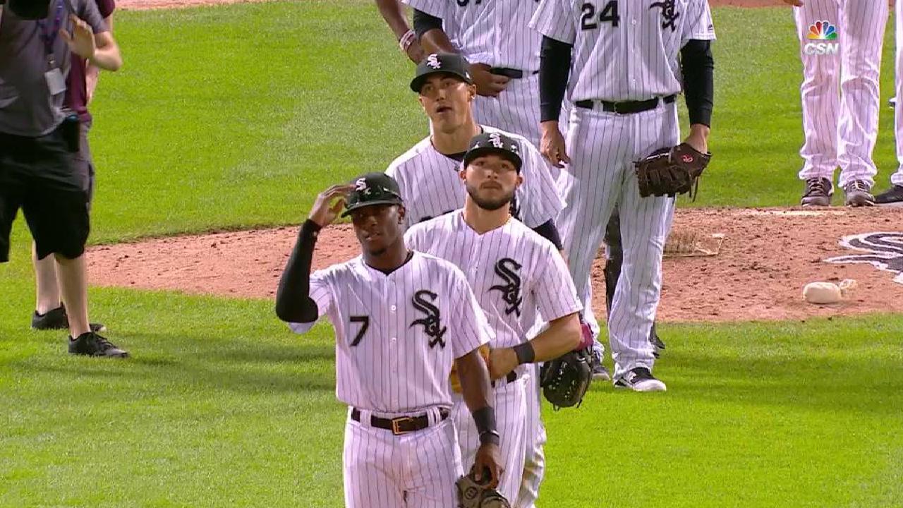 Minaya tallies his 7th save