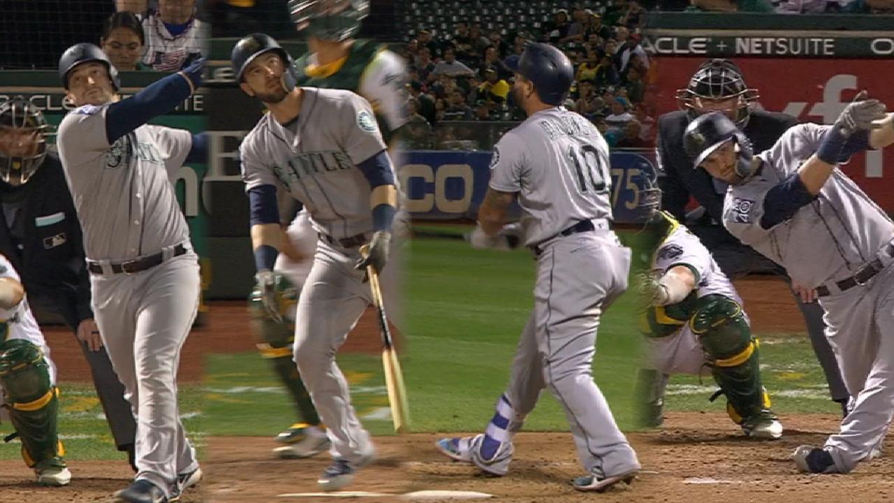 Mariners mash 4, back fantastic Felix vs. A's