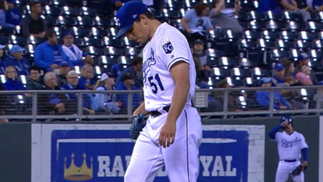 Royals beat Tigers, but Wild Card run ends