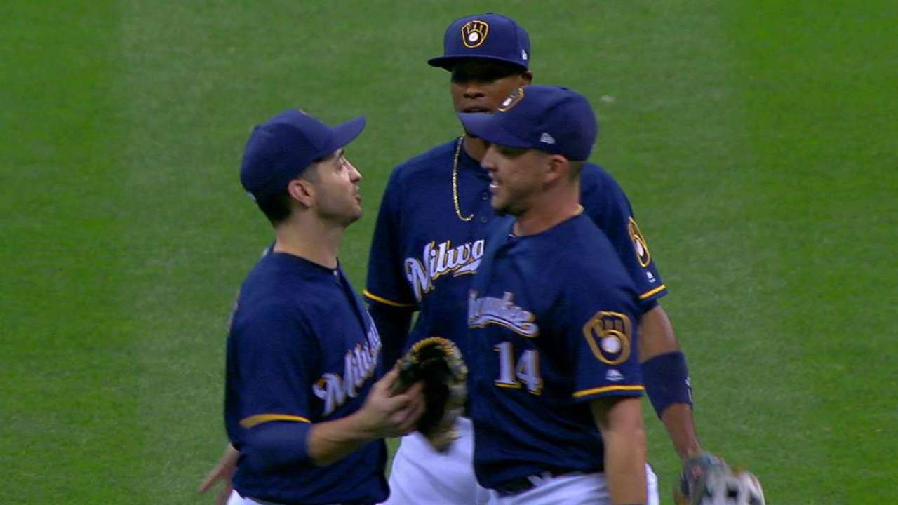 Knebel locks down the save