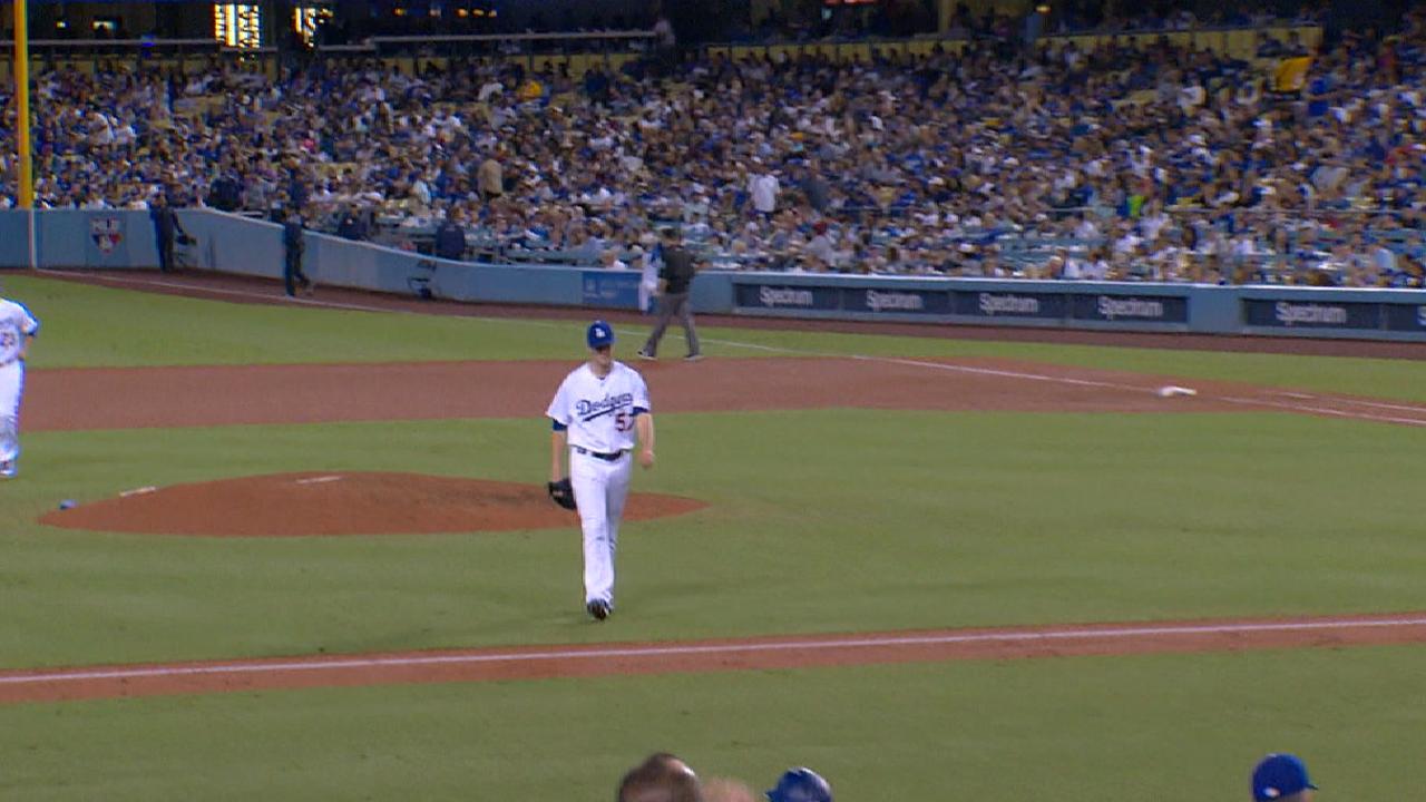 Wood gets 16th win, but playoff role undecided