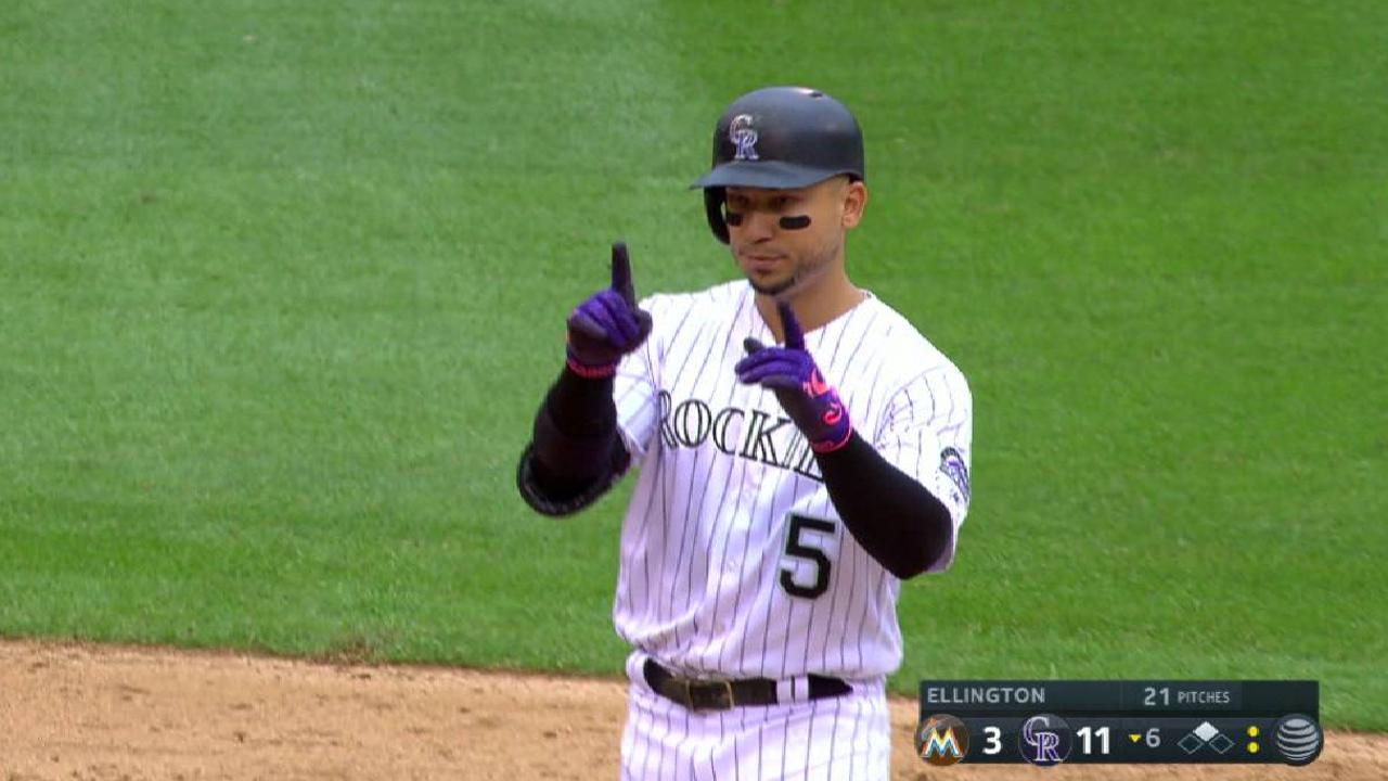 Gonzalez's two-run double