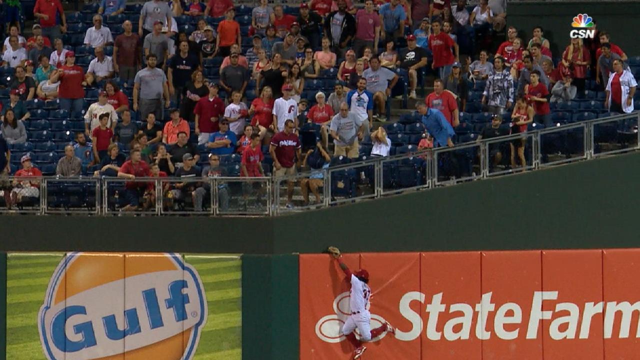 Herrera's stellar leaping grab