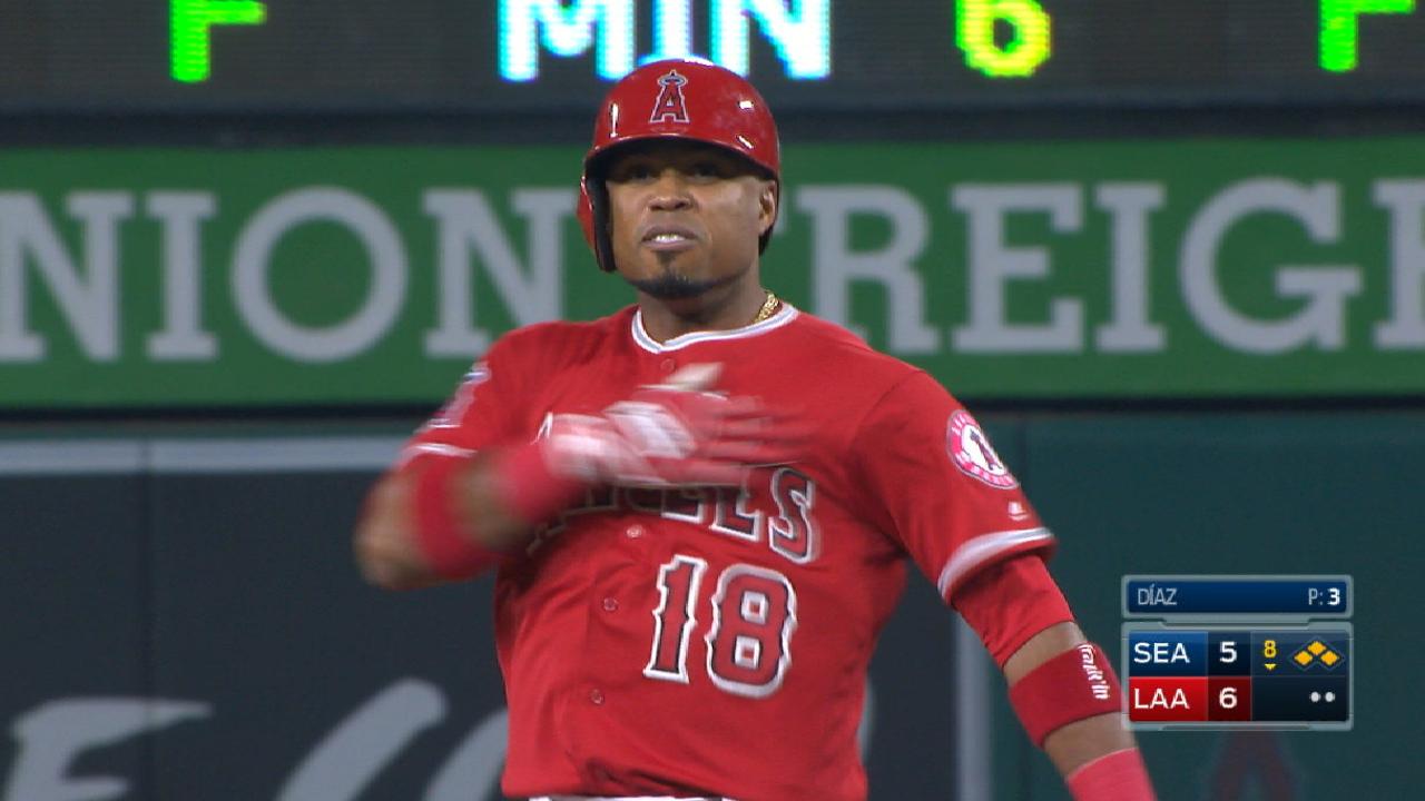 Angels' four-run 8th inning