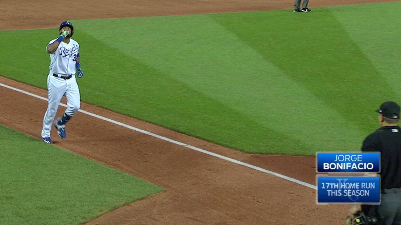 Bonifacio's three-run homer stings D-backs