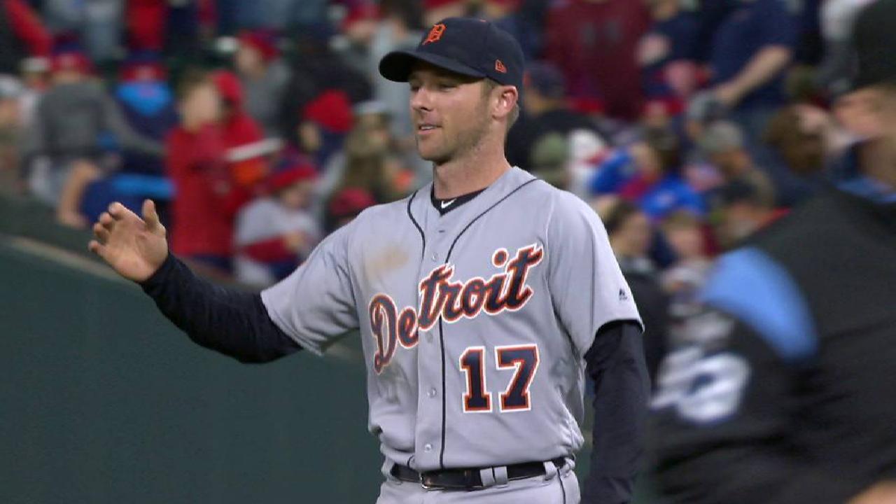 Greene records the save