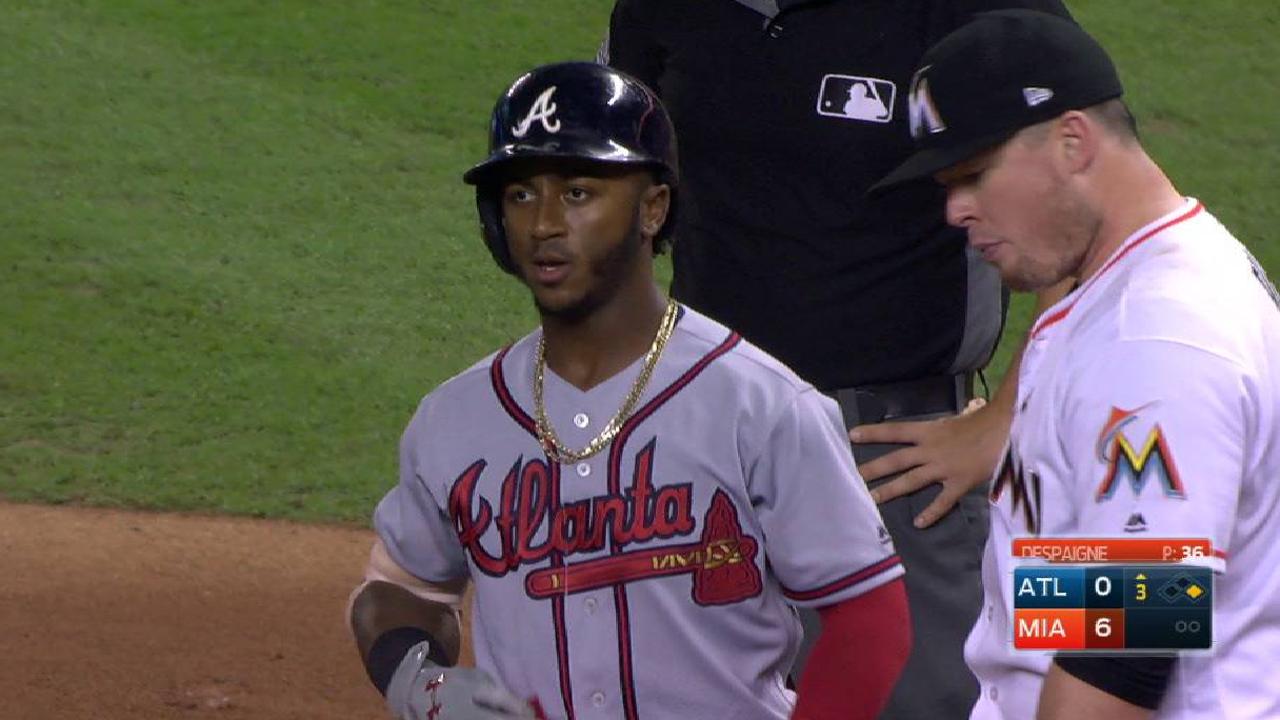 Minimized leg kick paying off for Albies