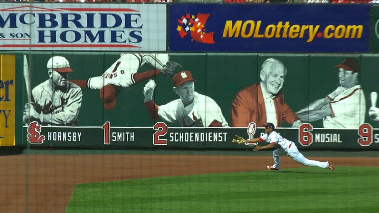 Sierra's diving catch