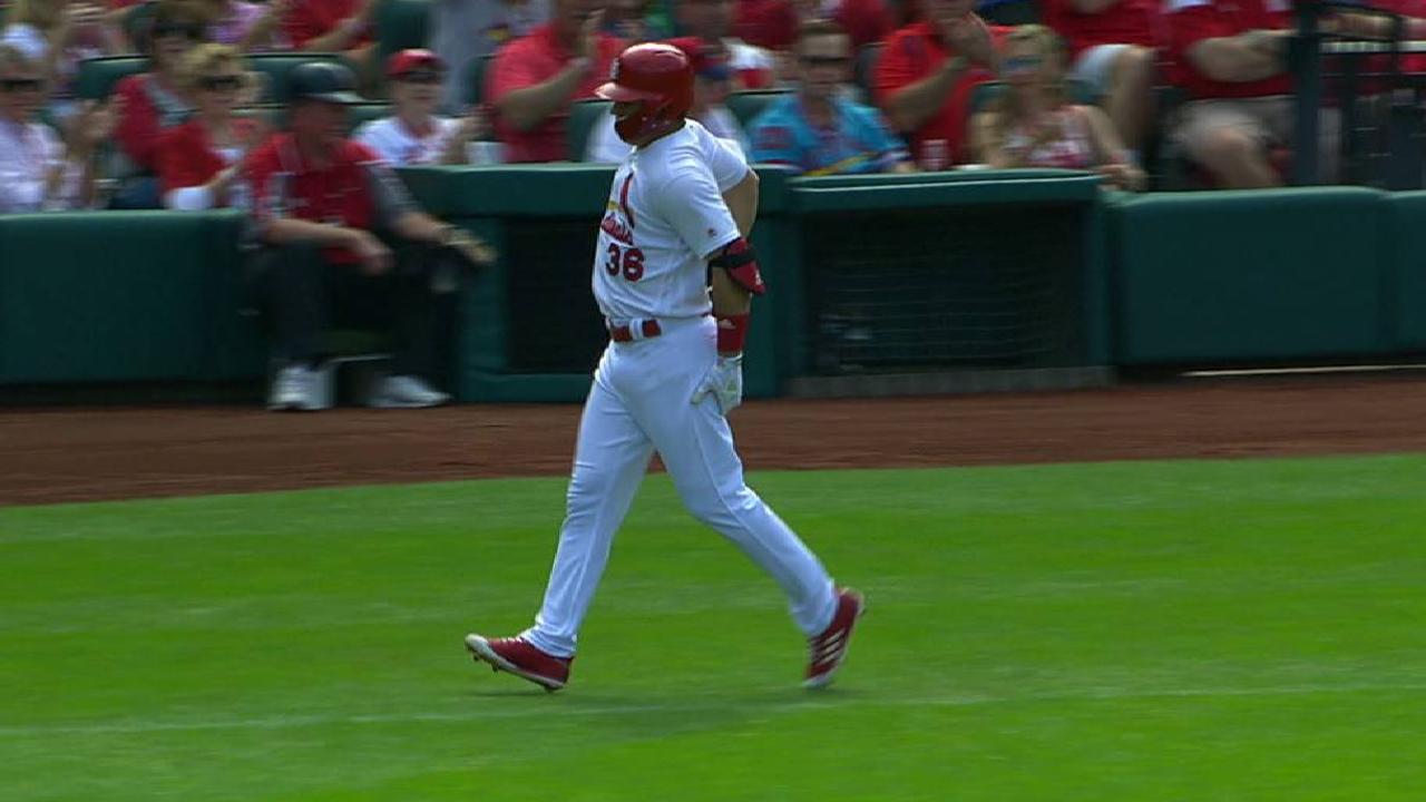 Diaz exits game with an injury