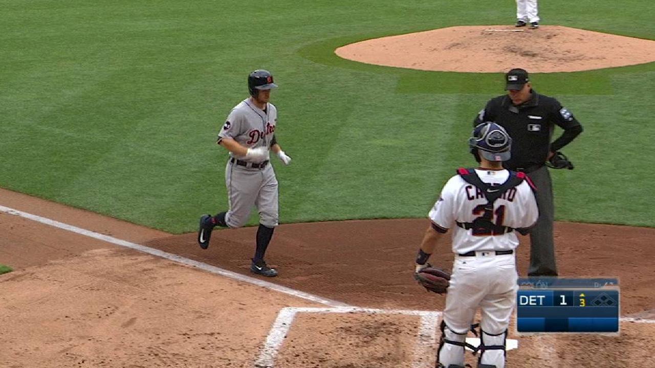 Sanchez solid, Presley homers in '17 finale loss