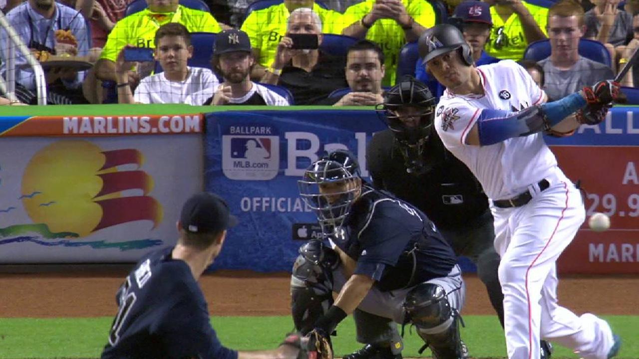 Stanton's run-scoring single