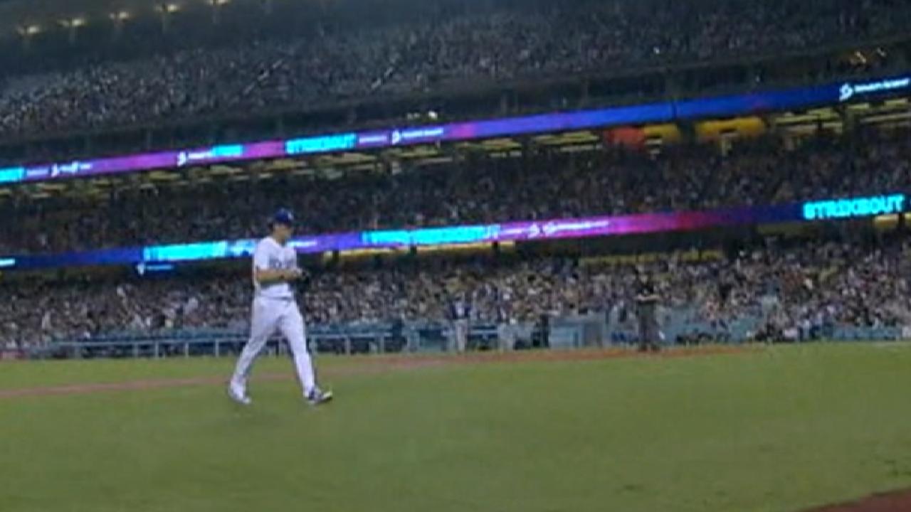 Roberts on Dodgers' NLDS rotation