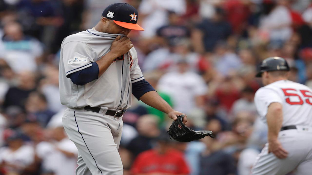 Left-on-left move backfires on Hinch, Astros