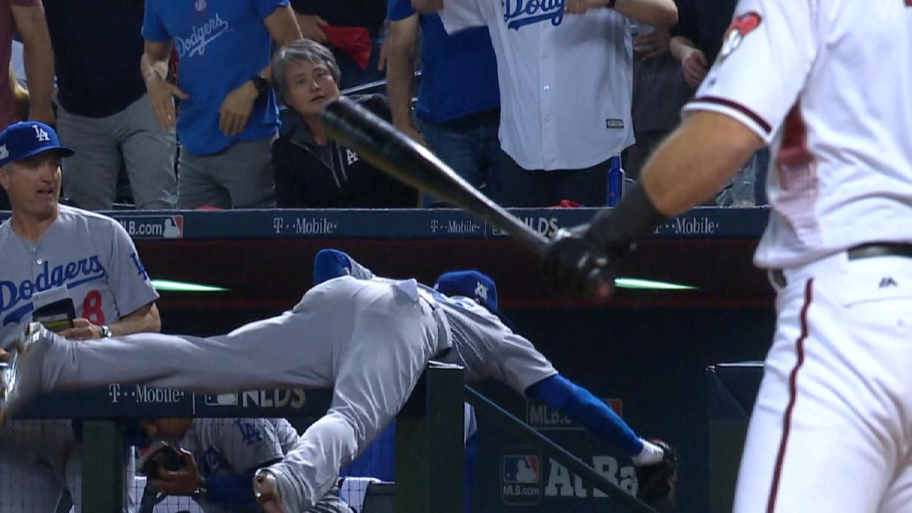 Bellinger's spectacular catch