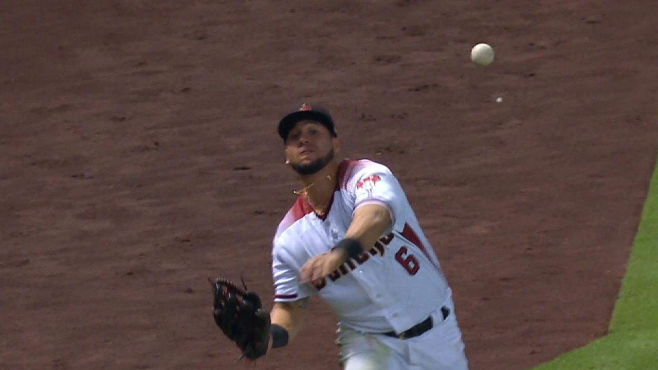 Peralta nails Turner at home