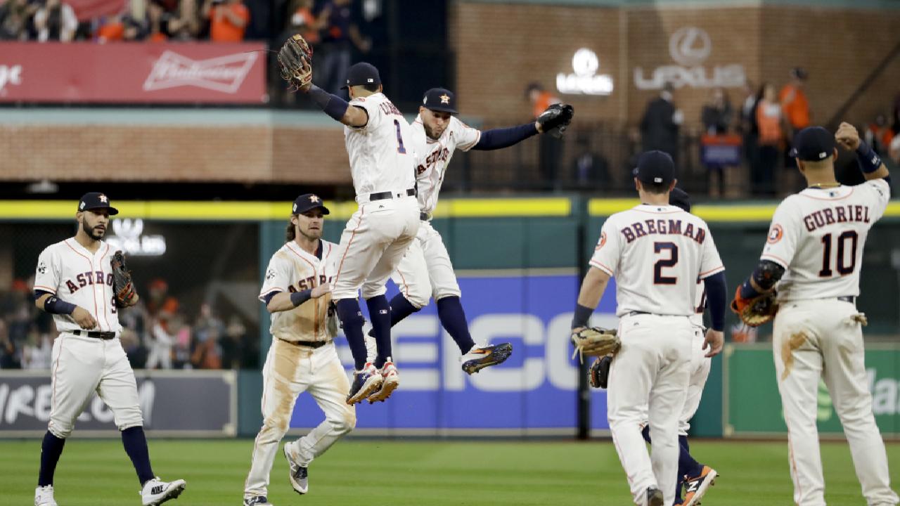 'This city wants it': Astros cooking at home