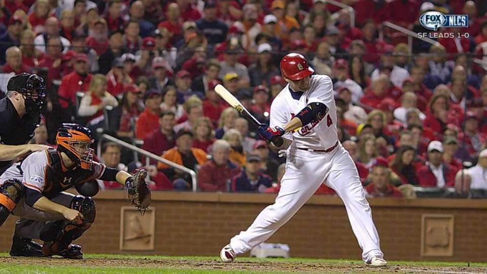 Molina's milestone single