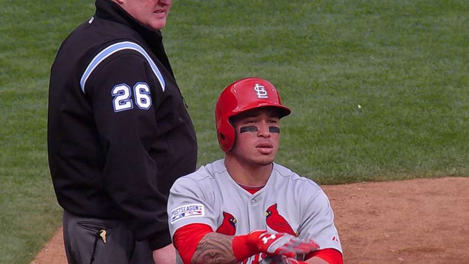 Wong bursts onto playoff stage