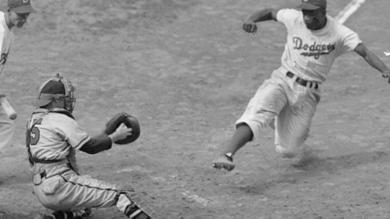 Dodgers honor Jackie Robinson