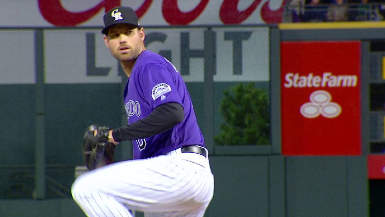 Ottavino whiffs Pirela, the side