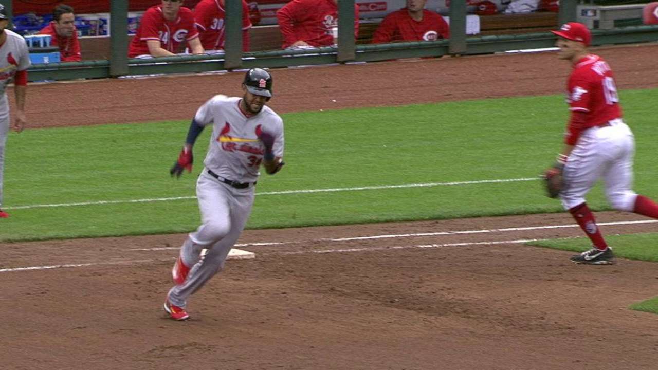 Martinez's RBI double to right