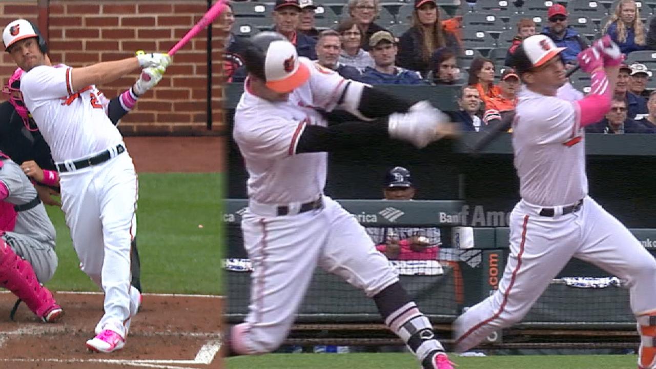 O's club 3 homers in 2nd inning