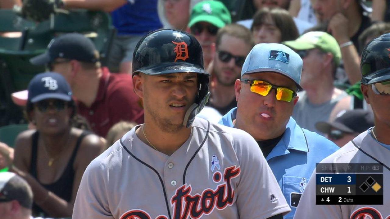 Iglesias' RBI single