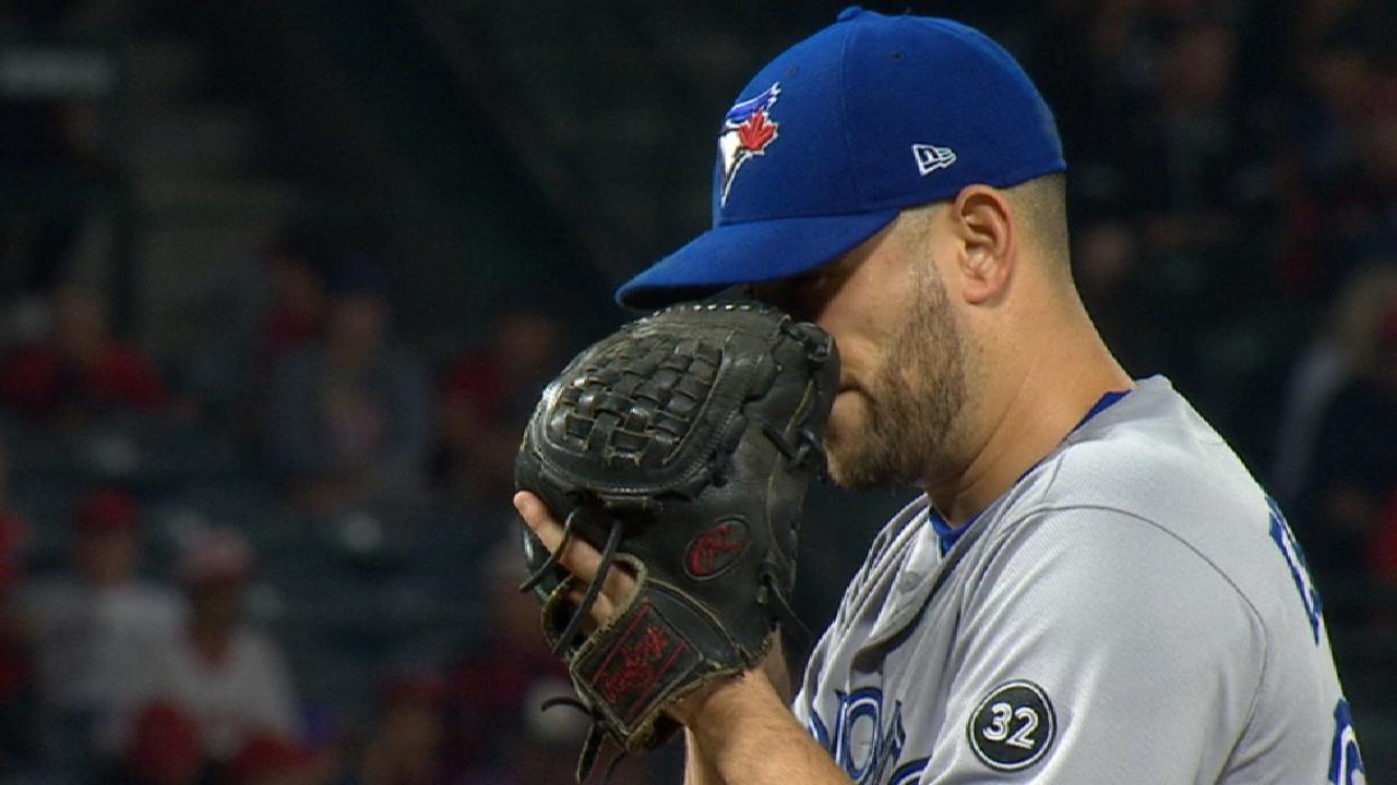 Estrada fans 7 over 7 frames