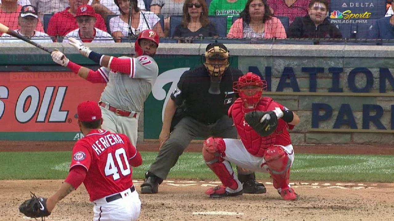 Santana's opposite-field smash