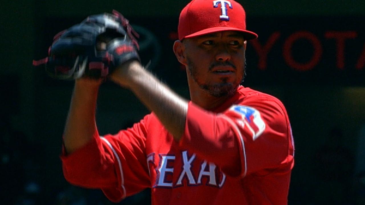 Gallardo's 6 scoreless innings