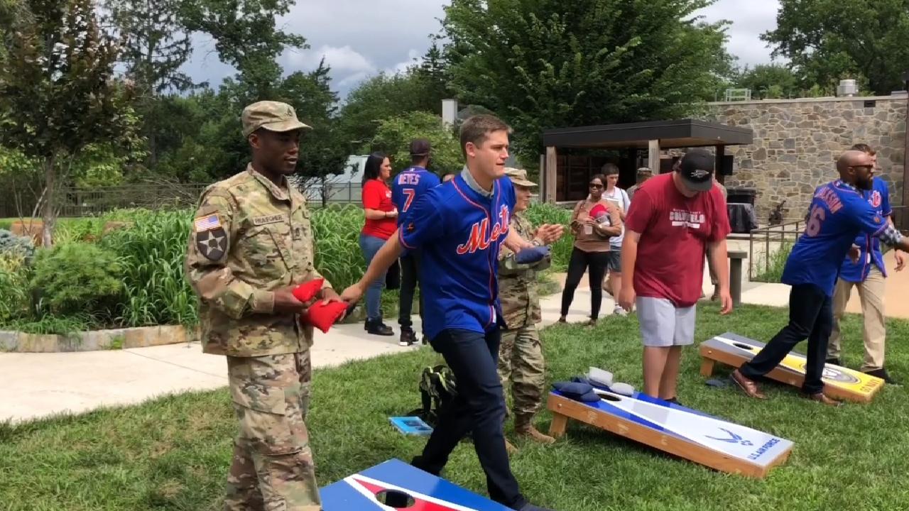 mets army jerseys