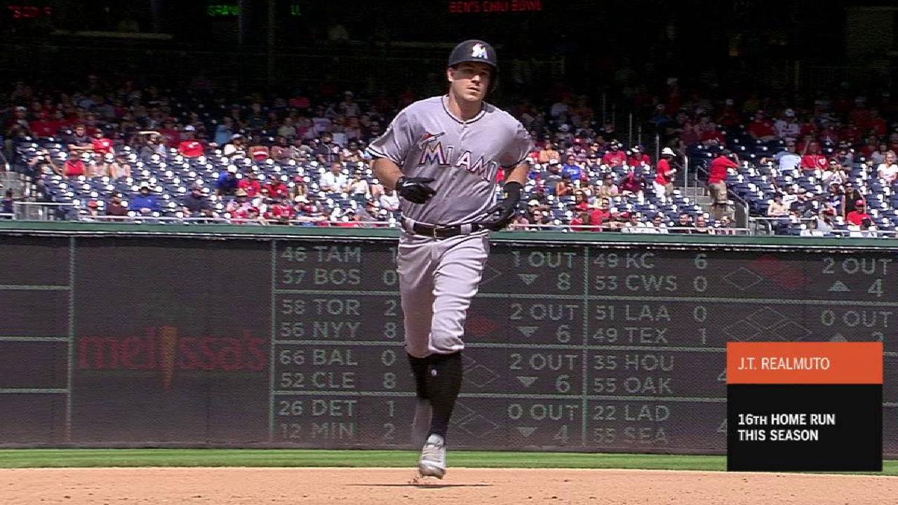 Realmuto's homer to left