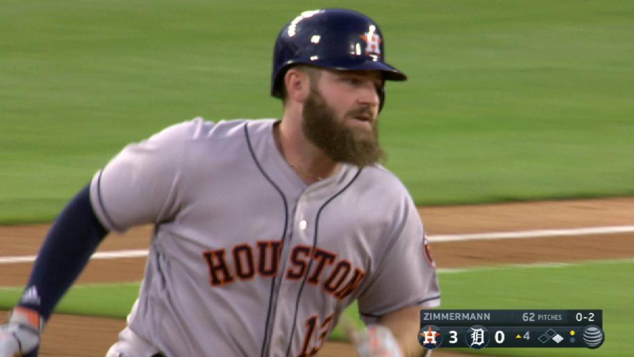 White's 2-run dinger