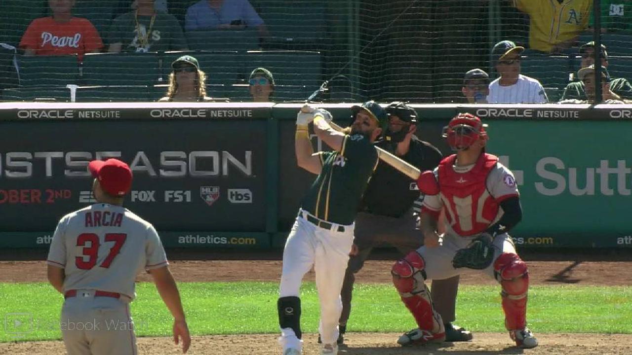 Martini's 1st career home run