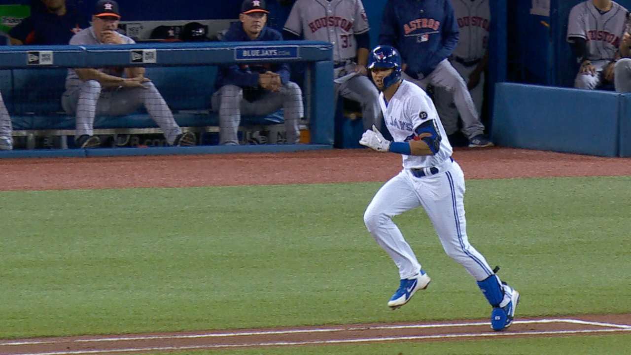 Gurriel exits with injury