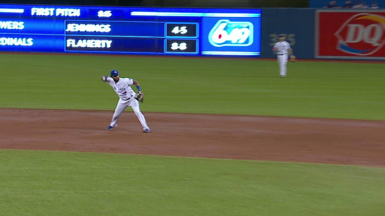 Urena's heads-up play at second