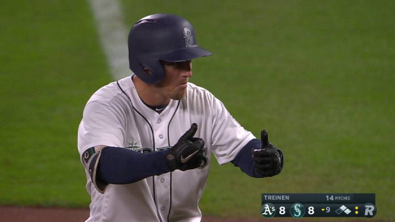 Seager's game-tying hit in 9th