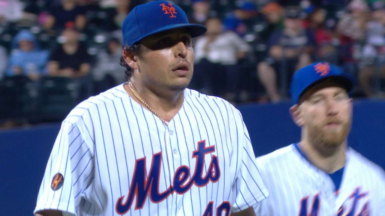 Vargas' 7 scoreless vs. Braves