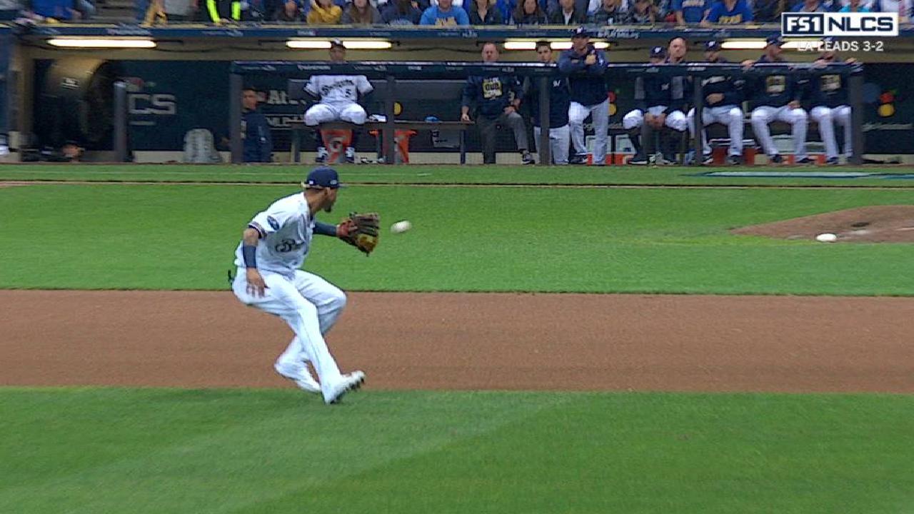Arcia's backhanded stop