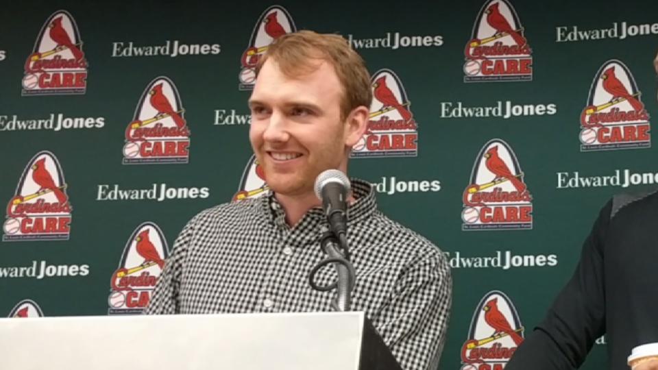 John Brebbia on Kris Bryant
